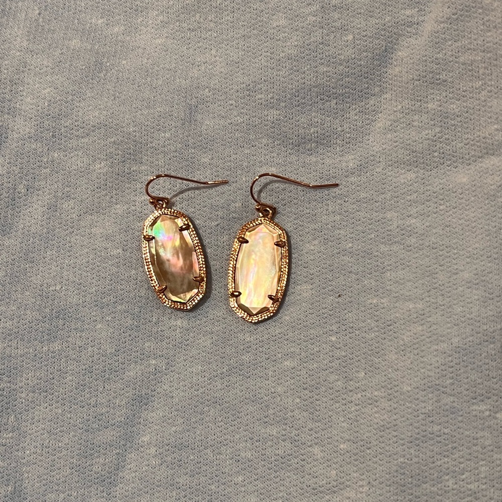 Kendra Scott Elegant Rose Gold Earrings